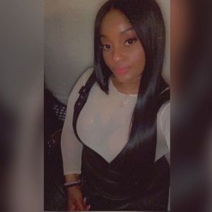 Meet your Posher, NiKKi V